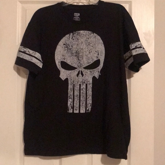 Marvel Men’s Tee - Picture 1 of 3